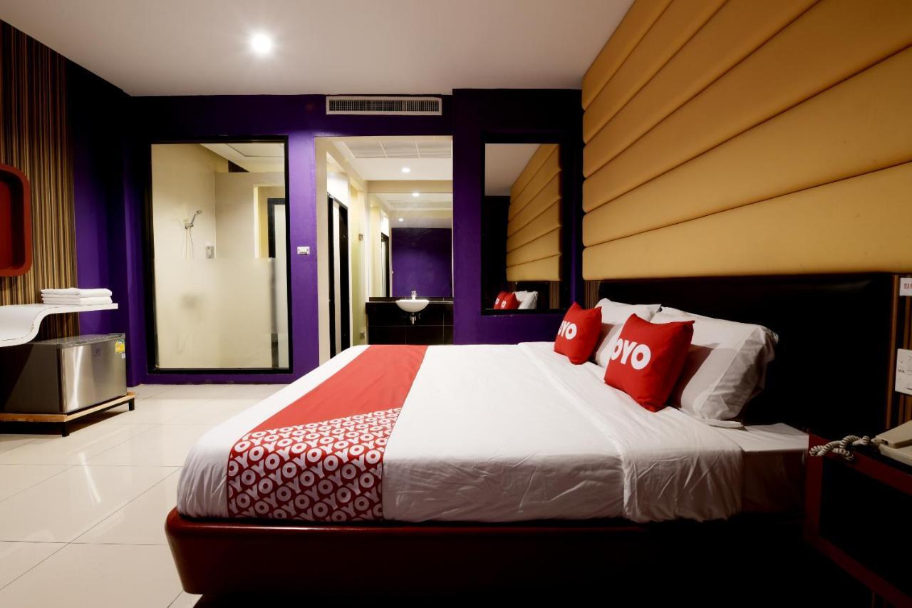 Sriracha Hotel And Spa Ban Huai Yai Phrom Exteriör bild